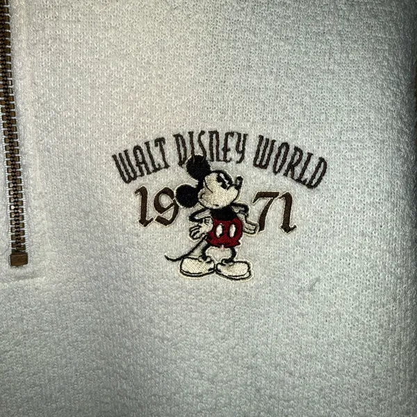 VINTAGE 1971 Disney Cream Quarter-Zip Sweater - Image 3