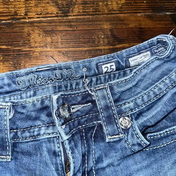 Miss Me bling western bootcut 25 embroidered jeans - Image 3