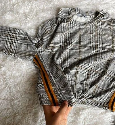 Black Crop Top Size XS - Image 3