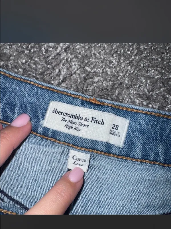 Abercrombie & Fitch curve love Light Blue Distressed Denim Shorts - Image 2