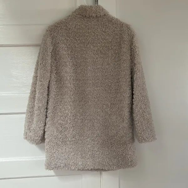 Aritzia Wilfred Free Grete Plush Jacket XS in Bone - Image 5