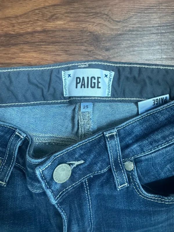 Paige blue bootcut jeans - Image 3