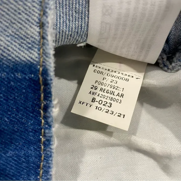 Abercrombie Curve Love Ultra‎ High Rise 90s Straight Jeans 29/8R - Image 9