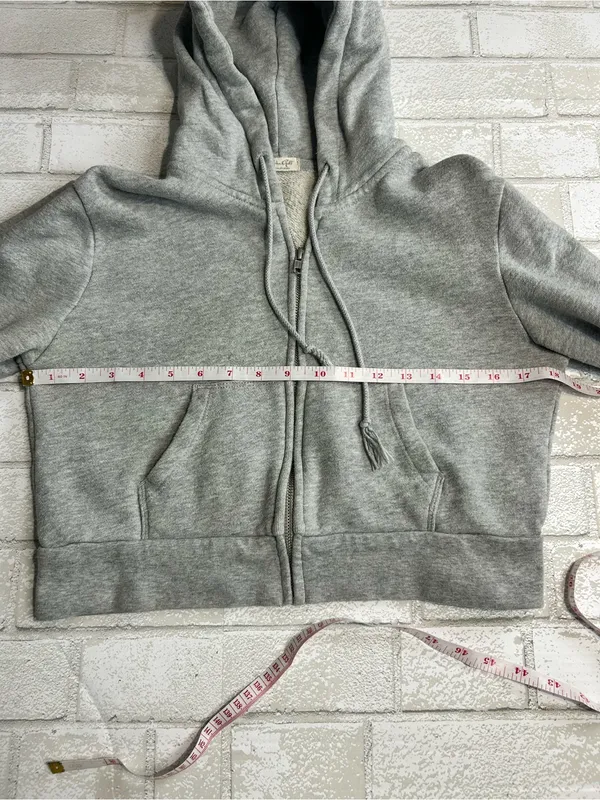 Brandy Melville John Galt Cropped Gray Zip-Up Hoodie - Women - Image 4