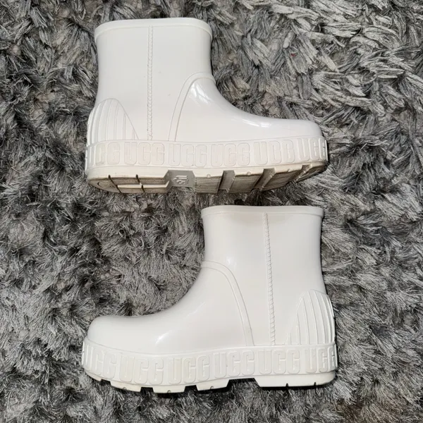 UGG Drizlita Rain Boots Women 5 White Waterproof Rubber Ankle Sheepskin Insole‎ - Image 3