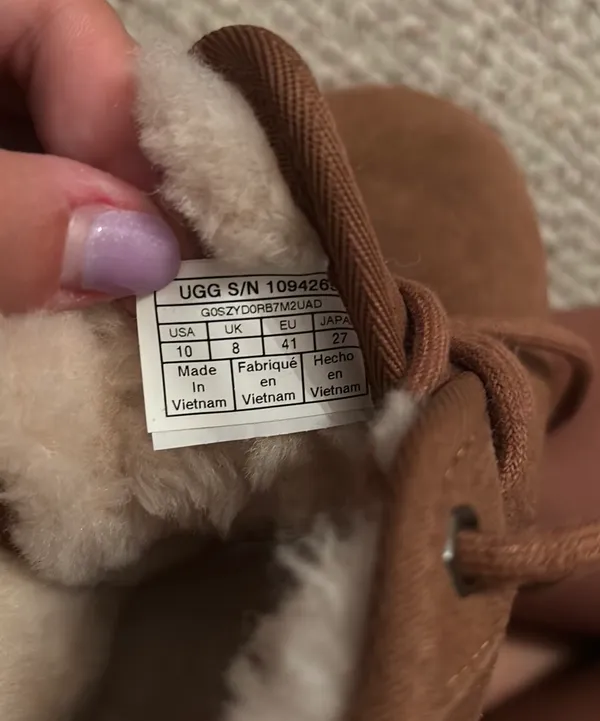 UGG Neumel Chestnut Shoe - Image 4