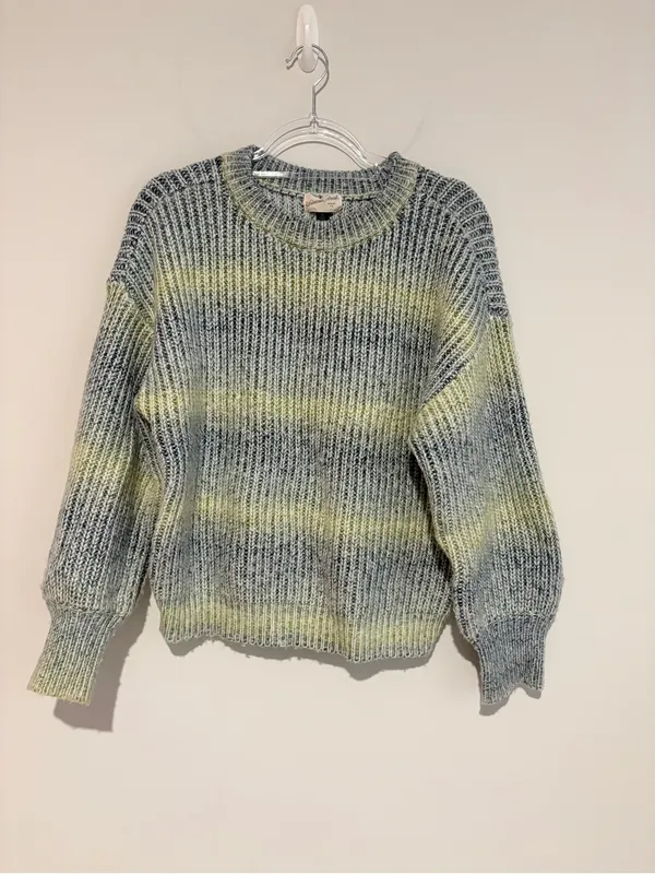 Universal Threads ombré striped Pullover Oversized Sweater Soft Green‎ XS - Image 2
