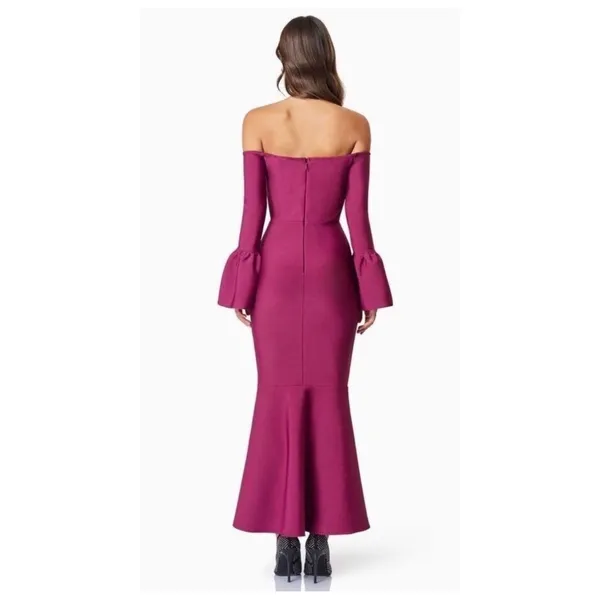 NWT Elliatt Ella Off-Shoulder‎ Bell Sleeve Gown in Wine Sz Small $230 - Image 4