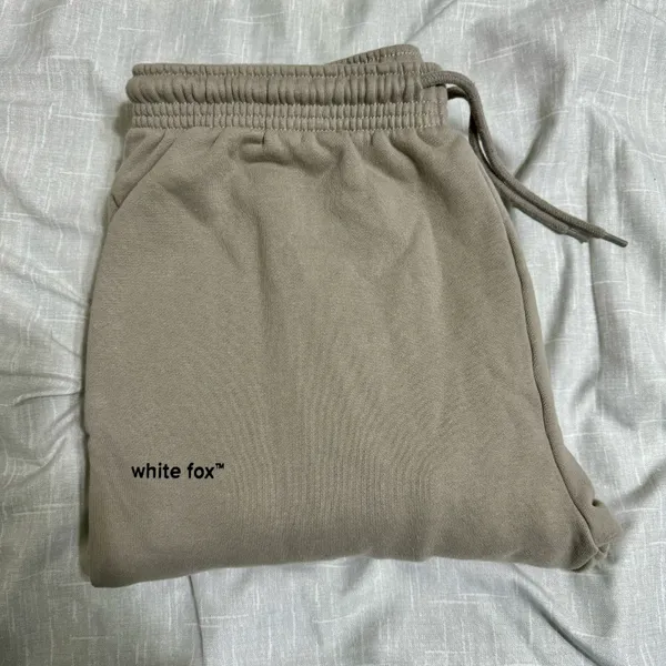 White Fox Cream Tan Baggy Sweatpants M - Image 6
