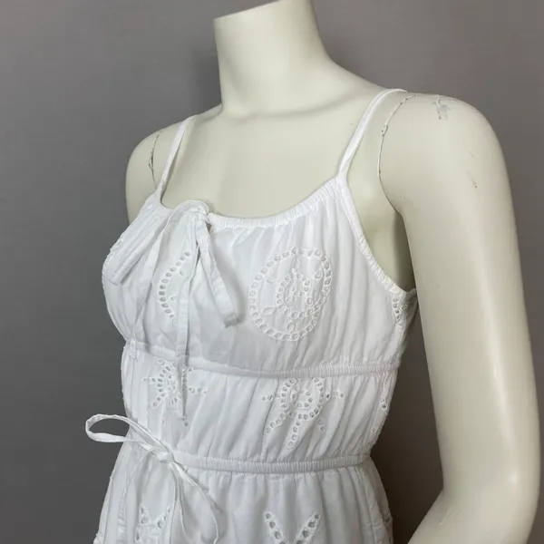 Sim & Sam Eyelet Dress Beachy Seashell Sun Star Nautical White Milkmaid Pockets - Image 17