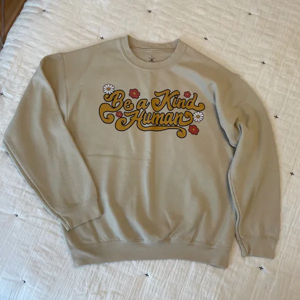 LIFE CLOTHING CO. Be a Kind Human Graphic Pullover Crewneck Sweatshirt Size M - Image 2