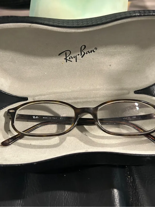Ray-Ban Tortoise Shell Sunglasses Arm - Brown and Amber frame and case only - Image 6