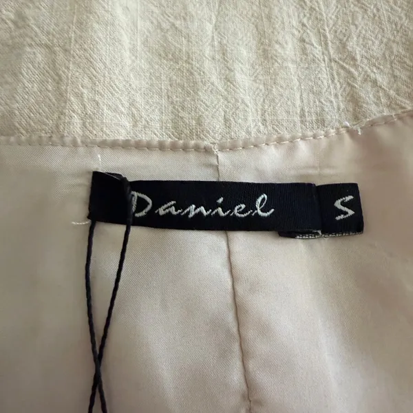 Daniel Collection Embroidered Vest Small NWT Ecru Black Boho Tie Front Cropped - Image 6