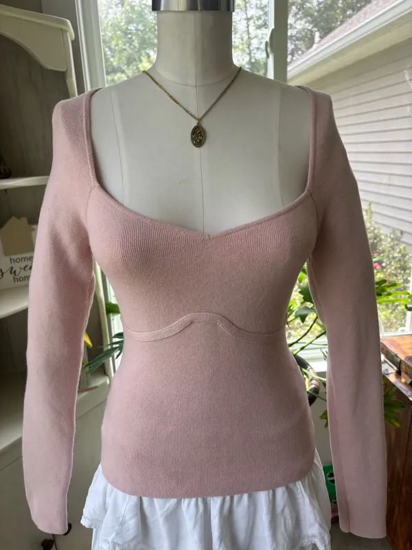 Abercrombie & Fitch Pink Sweater - Image 3