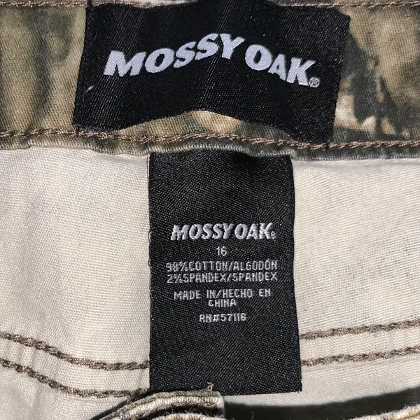 Mossy Oak Green and Brown Camo Hunting Jeans Woman’s 16 Cut Off - Image 7