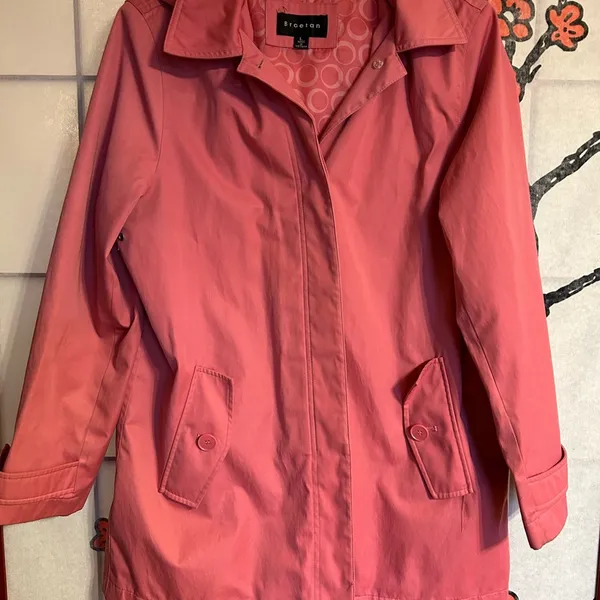 Fun Pink Raincoat with Hood to Keep you Warm, Dry & Happy on ☔️ Days - Image 3
