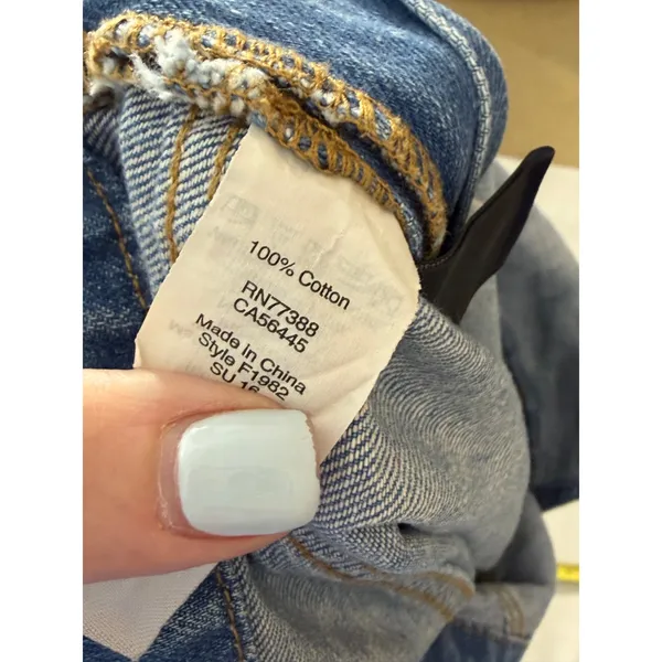 Madewell Shorts overalls size medium - Image 4