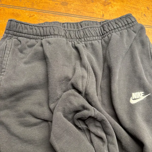 Nike Mens Club Fleece Joggers Black Sweatpants Embroidered Logo Size‎ M - Image 3