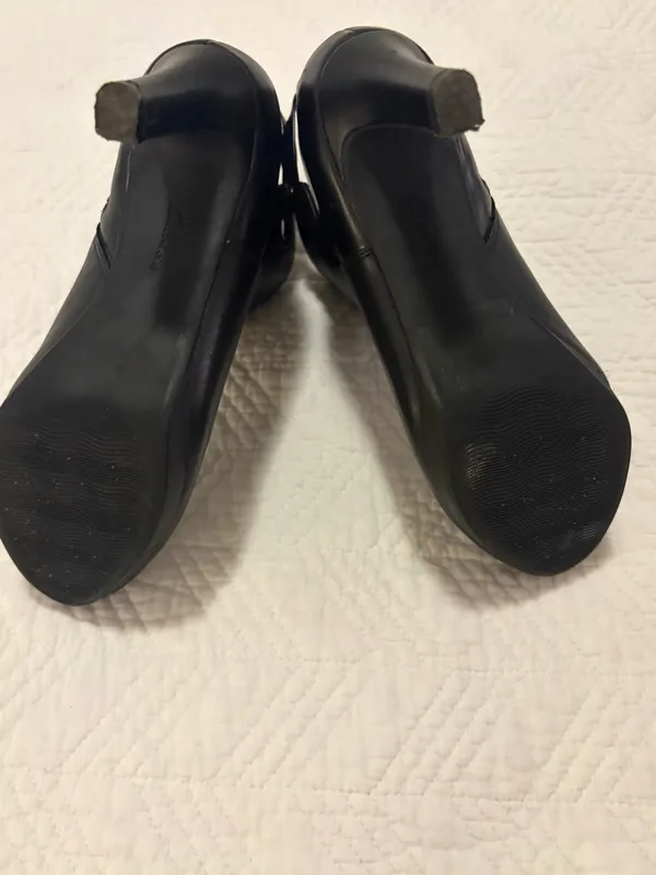 Clarks Women’s Boots Ankle Black Leather 5 - Image 4