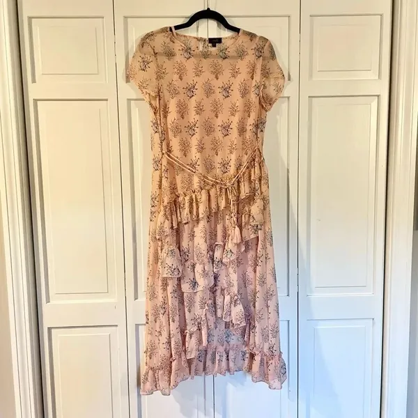On twelfth floral ruffle shift dress size medium - Image 4