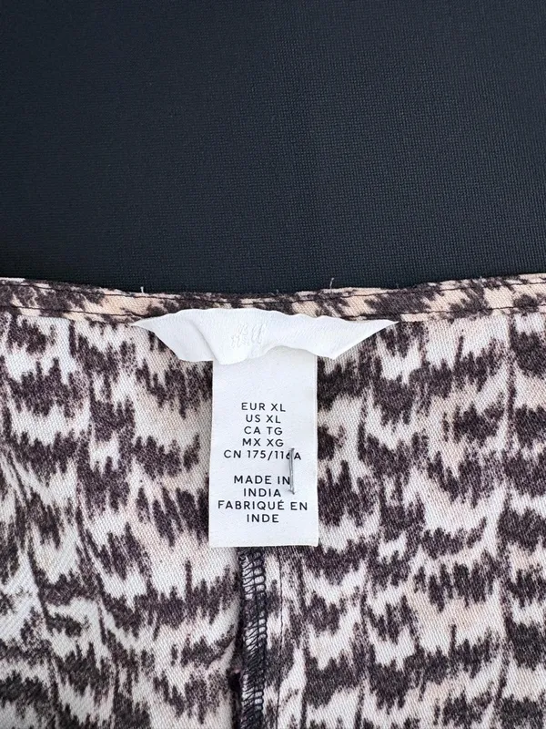 H&M Black and Cream Printed Spaghetti Strap Maxi Dress - Image 5