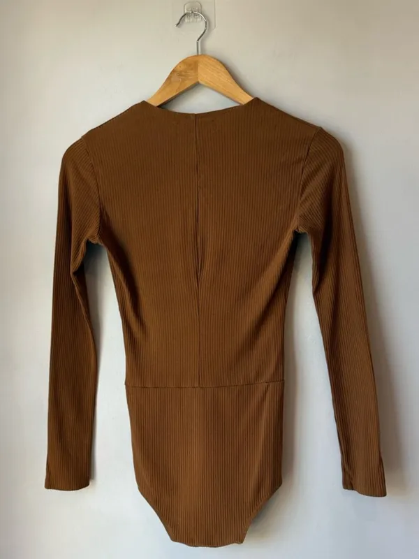 Reformation Avalon Lace Up Cocoa Bodysuit - Image 4