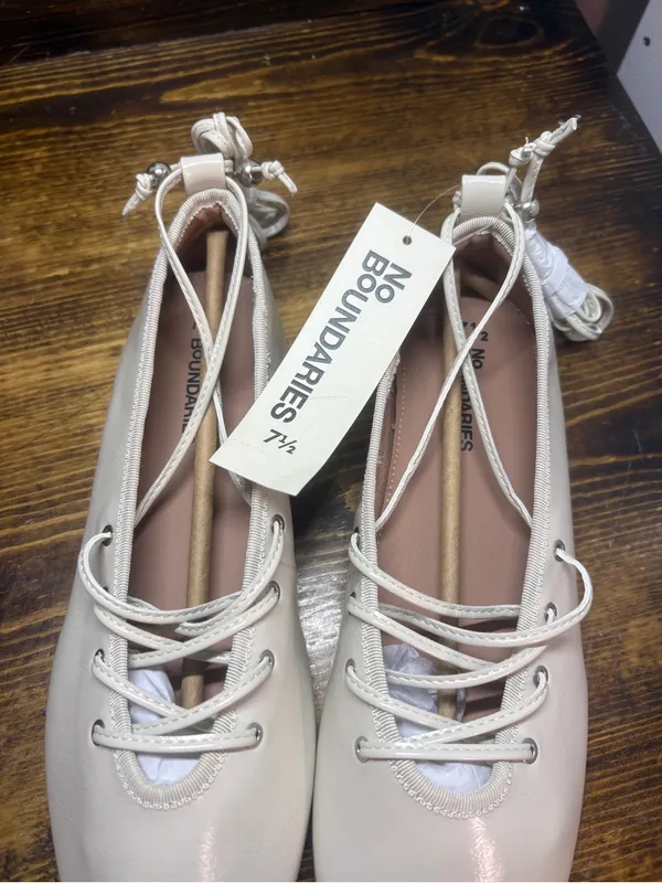 No boundaries Beige Corset Lace Up Ballet Flats Size 7.5 - Image 6