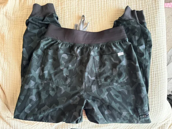 Camo FIGS Scrub Pants - Image 2