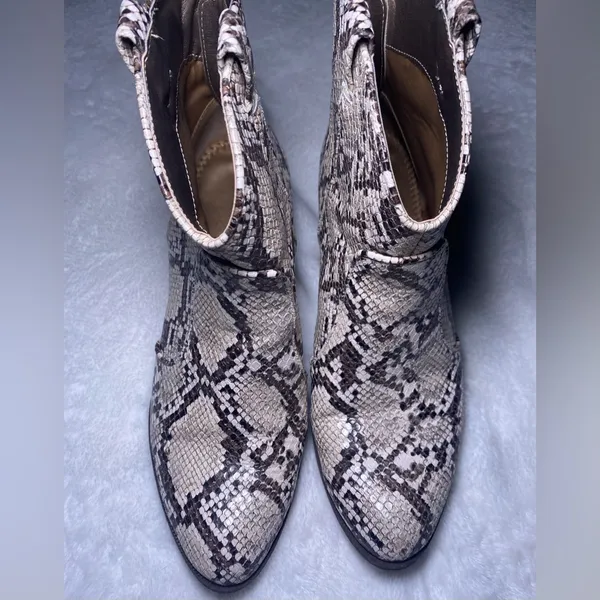 Style & Co. MyKenna Western Snakeskin Ankle Booties Size 9 - Image 7