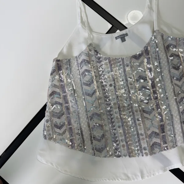 ✨ Charlotte Russe Sequin Cami Top Geometric Beaded Crop Tank White XS ✨💋💋 - Image 6