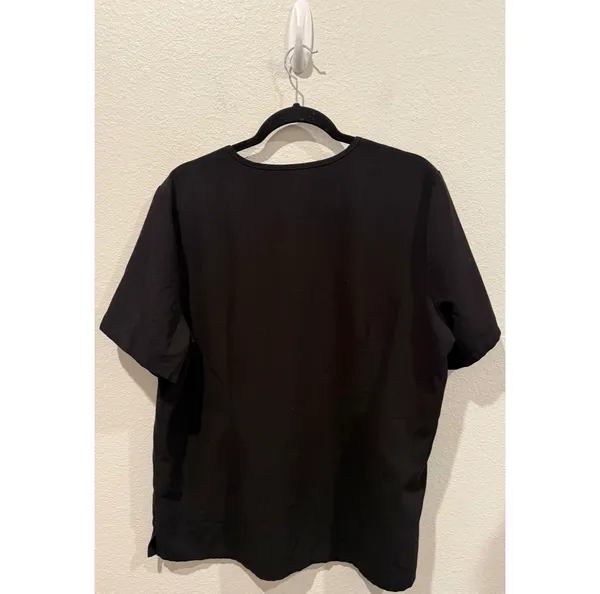FIGS Black Catarina One Pocket Scrub Top - Image 3