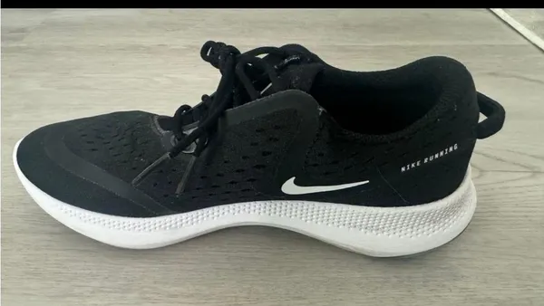 Nike 9 Joy Ride Black and White Sneakers with beads - Image 4