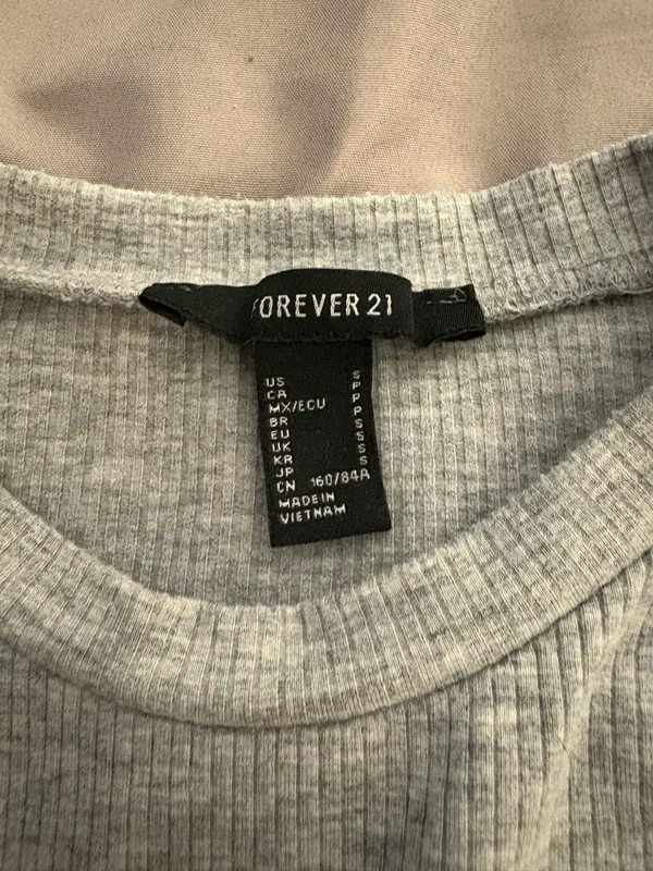 Forever 21 Grey Ribbed Long Sleeve Top - Image 3