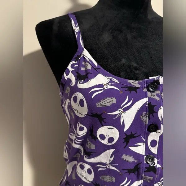 NWOT Disney Nightmare Before Christmas Purple and White Button Down Tank size m - Image 2