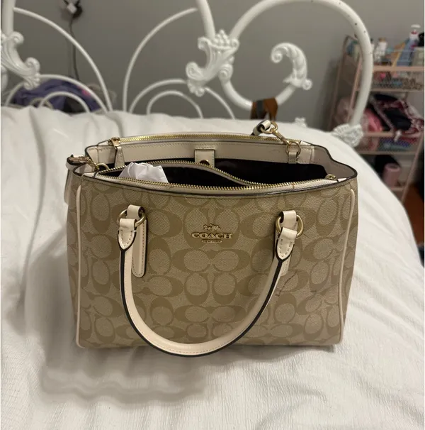 Coach Purse - Image 5