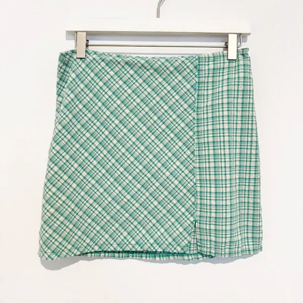 Urban Outfitters Krista Skirt Size Medium Plaid Crinkle Linen Euro Summer Resort - Image 3