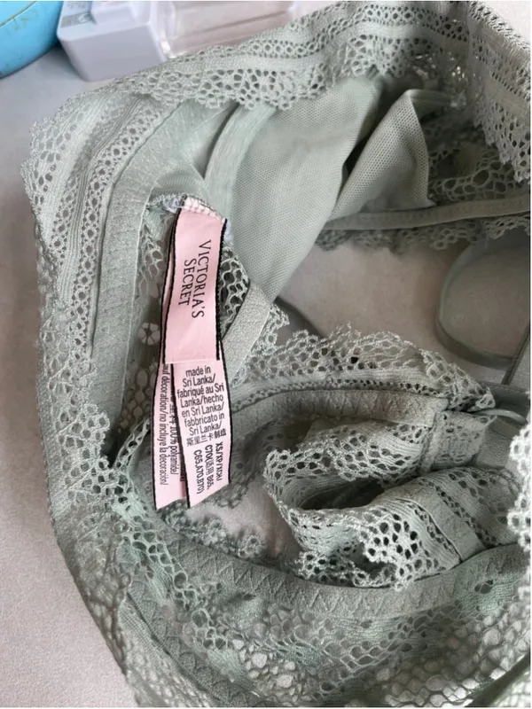 Women's Victoria's Secret Lace Halter Bralette XS Green - Image 3