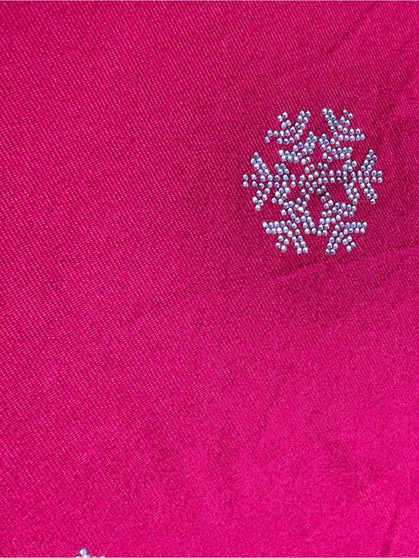 Red rhinestone snowflakes Blouse Size XS ~ Long Sleeeve‎ Christmas Top - Image 5