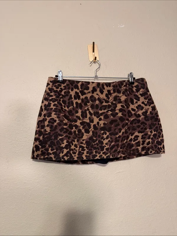 Abercrombie & Fitch Skort Brown Leopard Print Mid Rise Mini Side Zip Size 30 - Image 3