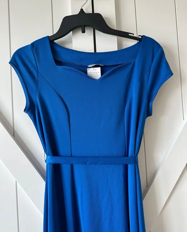 Blue Formal Dress Size 6 - Image 2