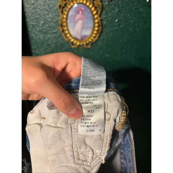 Levi's Blue Denim 501’s Shorts Sz 23 - Image 3