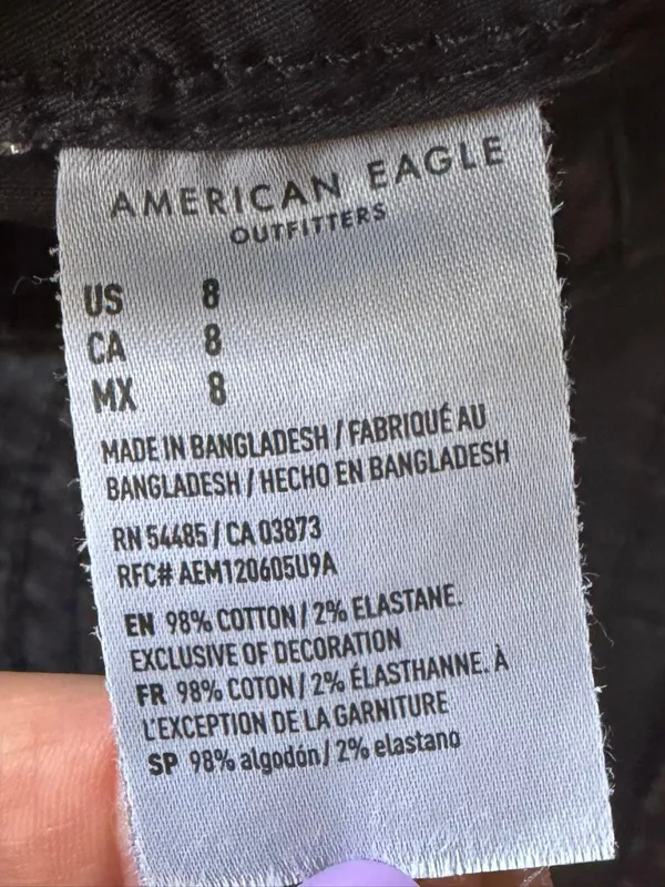 American Eagle Size 8 Black Stretch Cargo Utility Shorts Raw Hem - Image 3