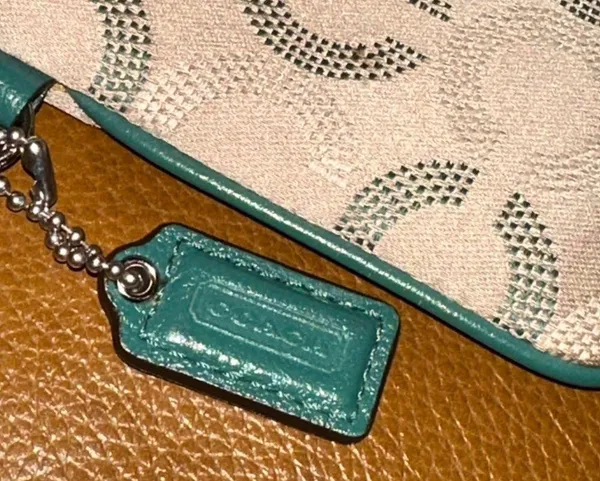 Coach wristlet - Image 2