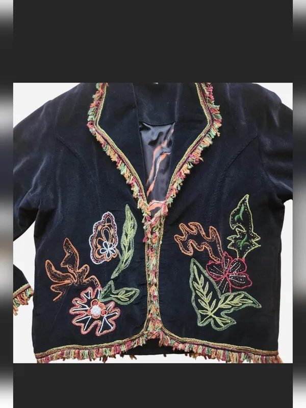 Vandana Black Velvet Embroidered Blazer with Floral Design - Size XL EUC - Image 2