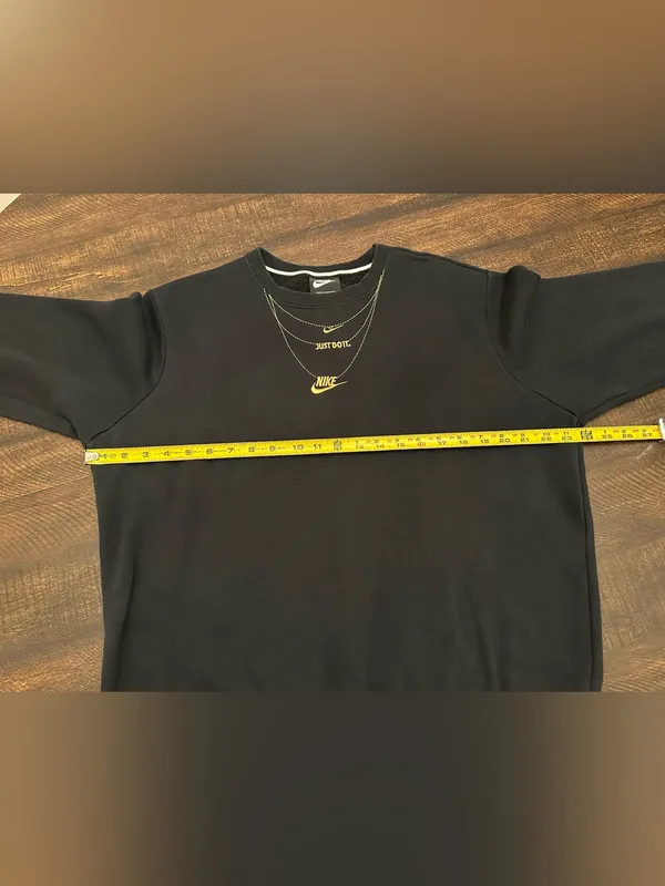 Nike Sweatshirt Womens Small Black Embroidered Gold Chain Necklace Crew Neck - Image 7
