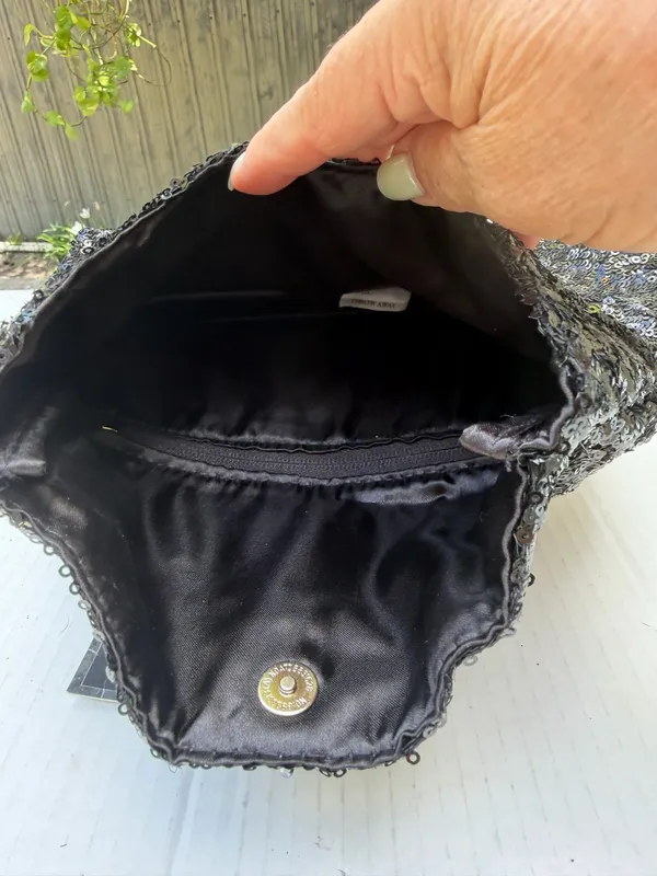 Victoria’s Secret Black Sequin Clutch Cosmetic Bag NWT Give Me VS Evening Pouch - Image 4