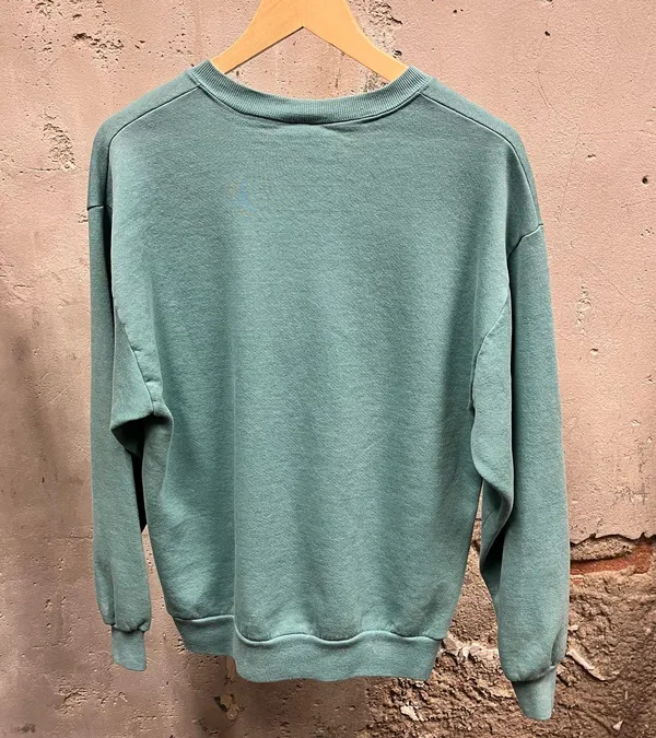 Vintage 90s Cape Cod Thrashed DIstressed Embroidered Crewneck Sweatshirt Y2K L - Image 2