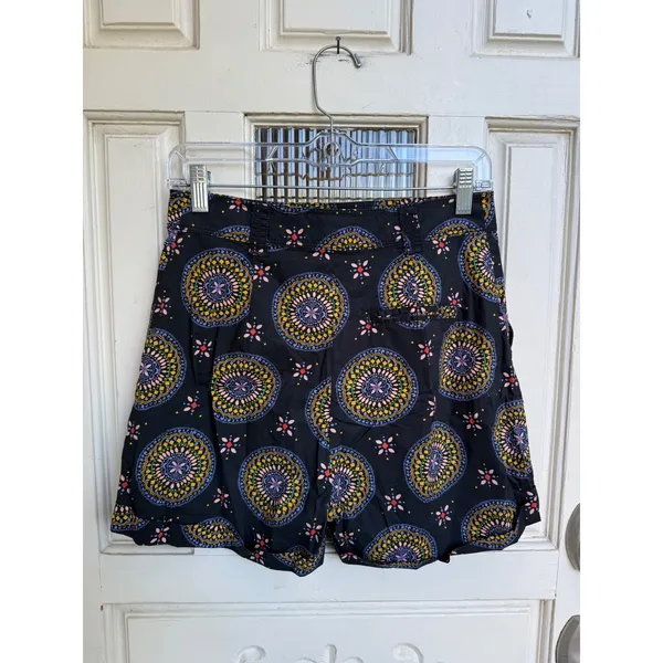 Maeve Anthropologie Black Medallion Print Chino‎ Shorts Size 2 High Rise - Image 7