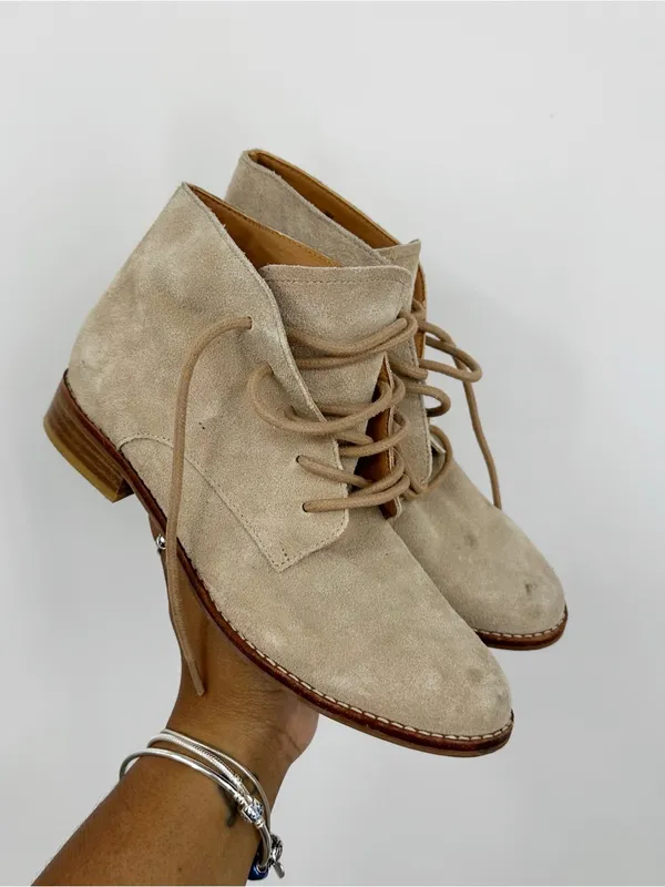 Urban Outfitters Marnie Suede Lace Up Boots Woman's Size 6 Boho - Image 10