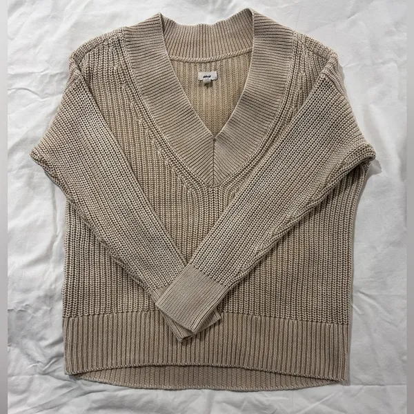 Aerie V-neck sweater xs - Image 2